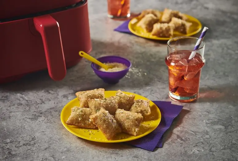Parmesan Garlic Pizza Rolls Snacks